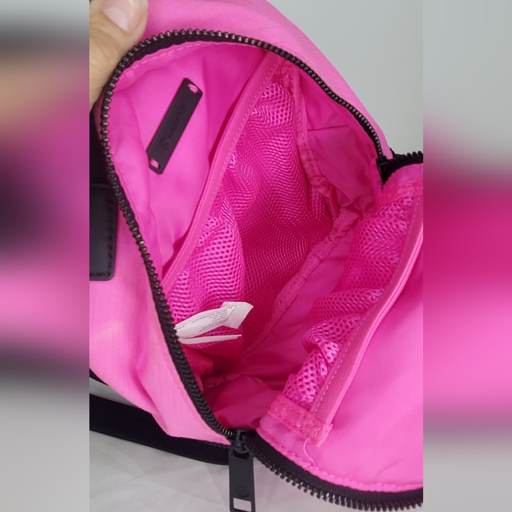Lululemon 9"x9"inch Micro Pink/black Women's BackpackCity Adventurer - Picture 9 of 15